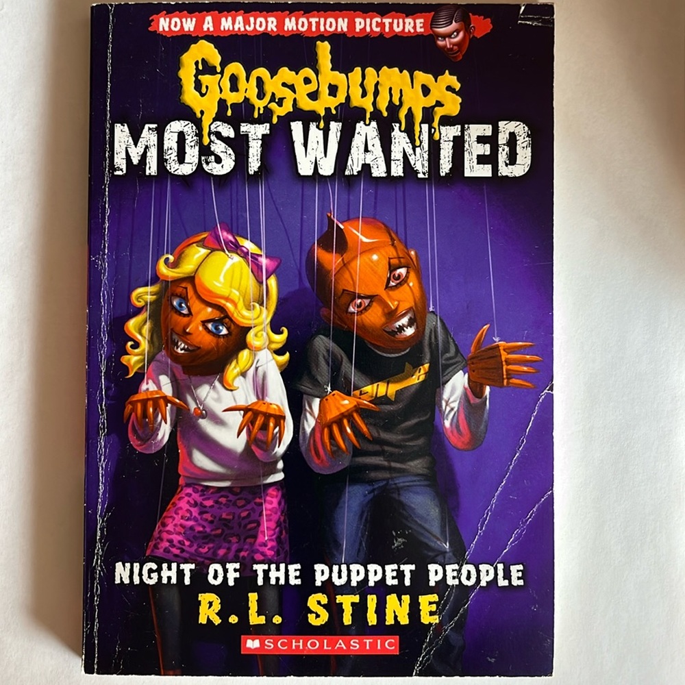 ⭐️ 5/$25 - GOOSEBUMPS - Most Wanted - #8 Night of the Puppet People